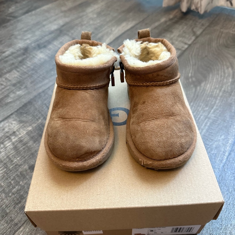 UGG Classic Ultra Mini Chestnut Boots